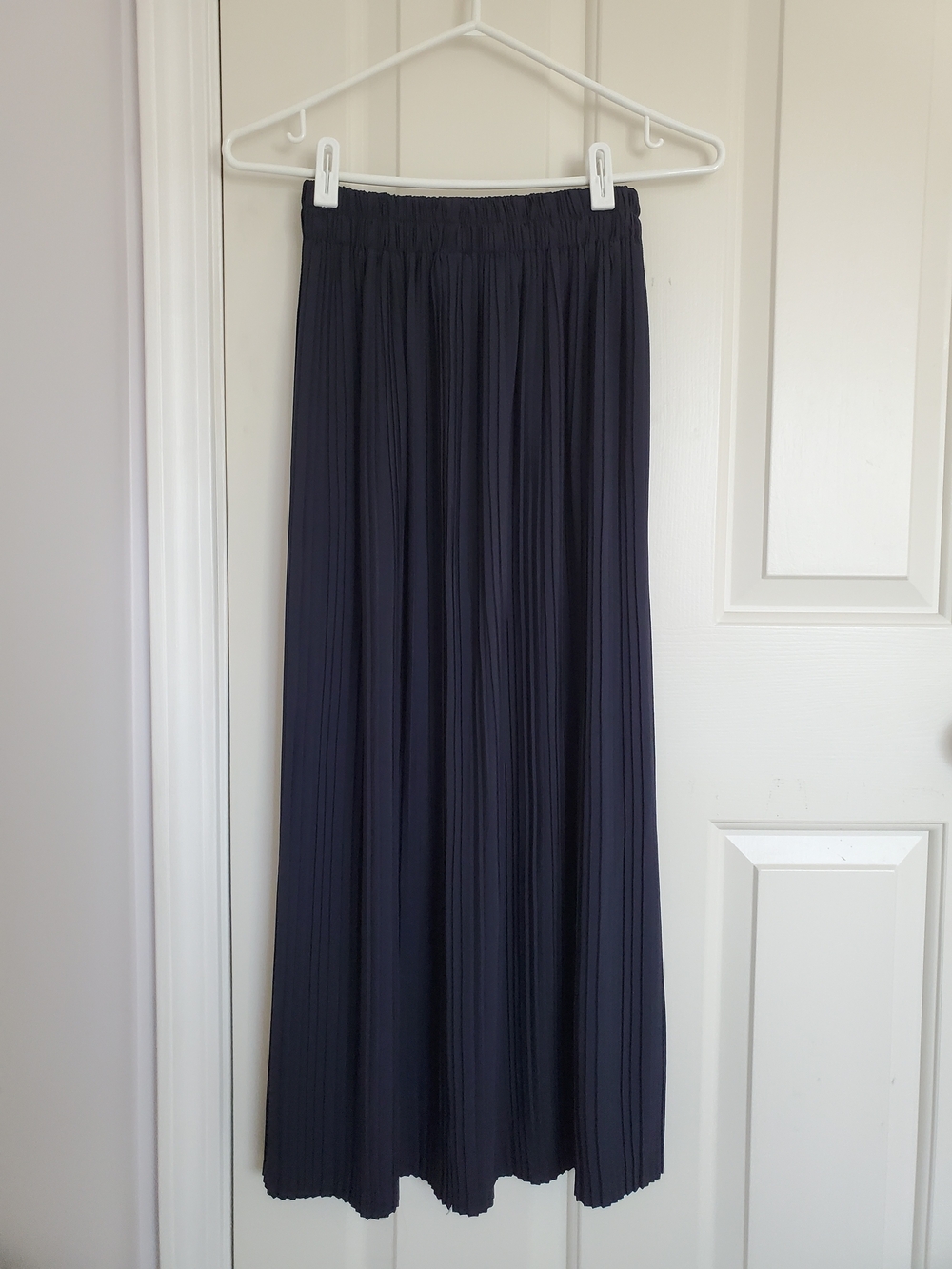 Women's Navy Pleated Maxi Skirt